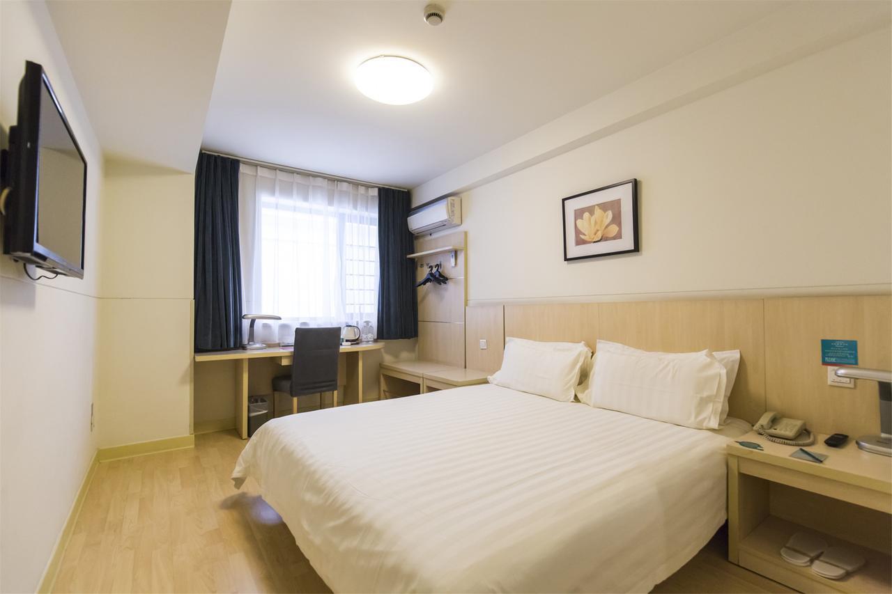 Jinjiang Inn Chengdu Chunxi Road Taiguli Hotel المظهر الخارجي الصورة