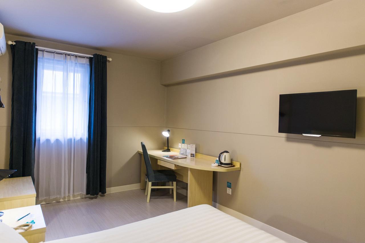 Jinjiang Inn Chengdu Chunxi Road Taiguli Hotel المظهر الخارجي الصورة