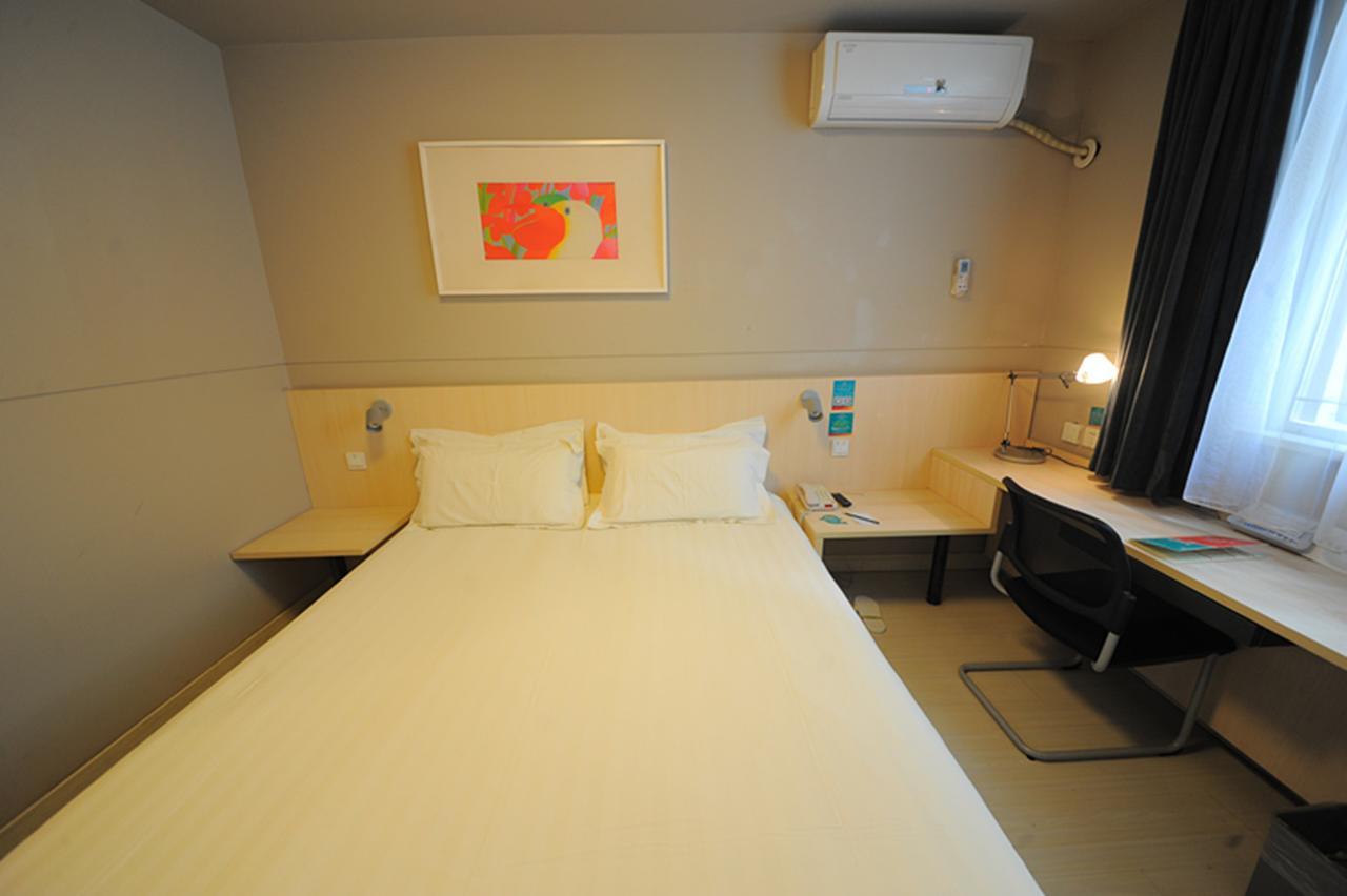 Jinjiang Inn Chengdu Chunxi Road Taiguli Hotel المظهر الخارجي الصورة