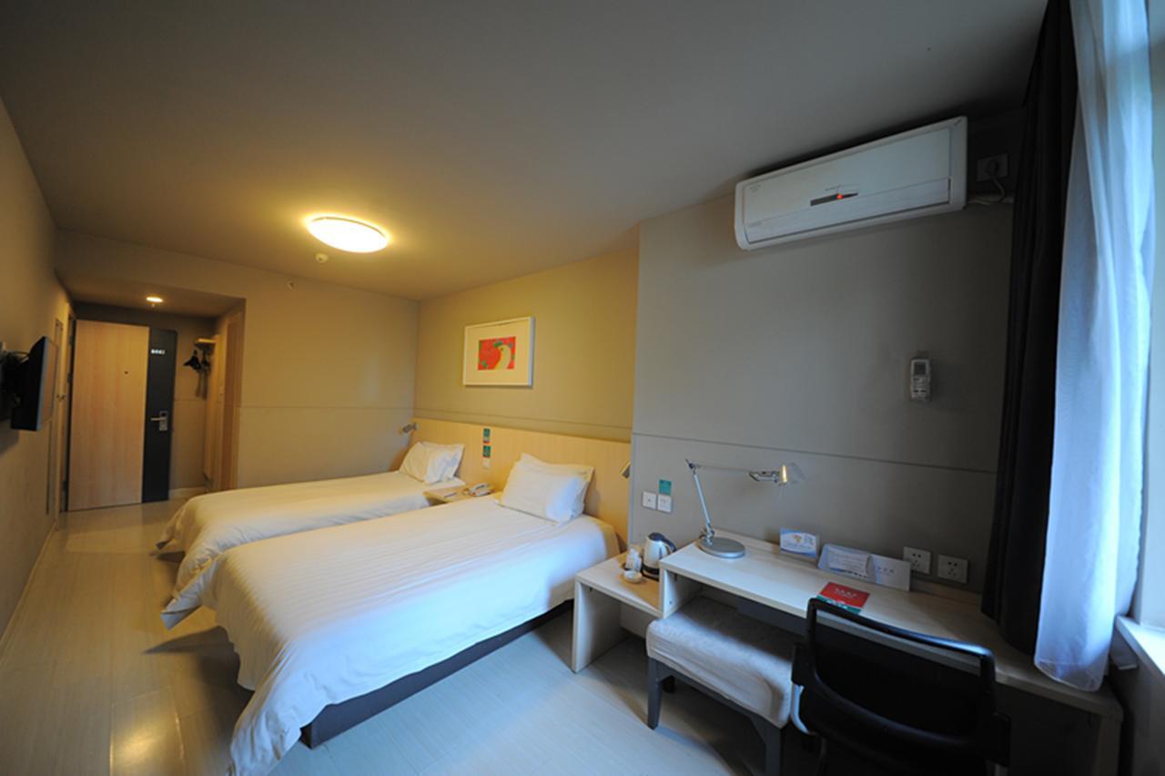 Jinjiang Inn Chengdu Chunxi Road Taiguli Hotel المظهر الخارجي الصورة