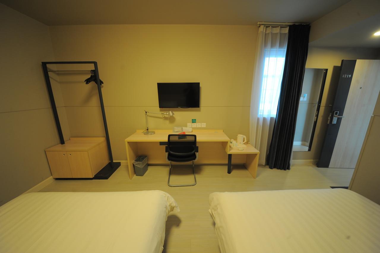 Jinjiang Inn Chengdu Chunxi Road Taiguli Hotel المظهر الخارجي الصورة